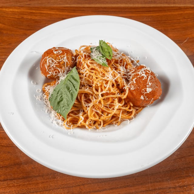 Spaghetti with Meatballs.